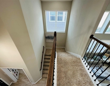 19619 Lake Bosque Drive - Photo Thumbnail 41