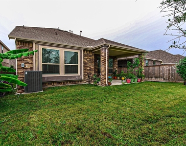 19619 Lake Bosque Drive - Photo Thumbnail 43