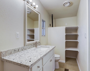 5806 South Highway 35 - Photo Thumbnail 12