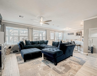 17923 Cypress Side Drive - Photo Thumbnail 8