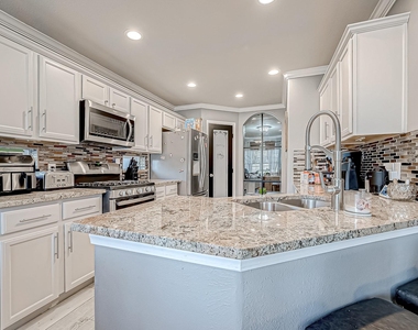 17923 Cypress Side Drive - Photo Thumbnail 15