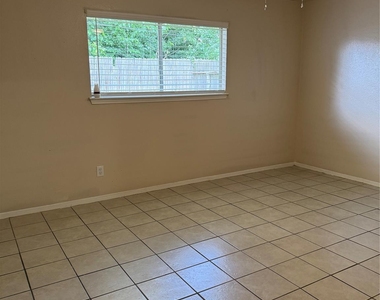 3314 Scotch Moss Lane - Photo Thumbnail 2