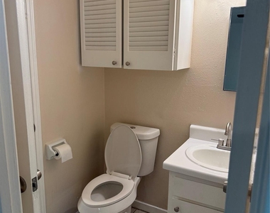3314 Scotch Moss Lane - Photo Thumbnail 8