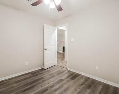 3030 Killdeer Lane - Photo Thumbnail 11