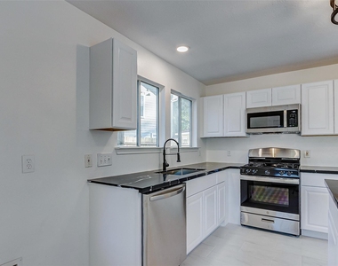 21892 Silver Oak Court - Photo Thumbnail 15