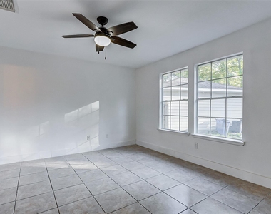 21892 Silver Oak Court - Photo Thumbnail 24