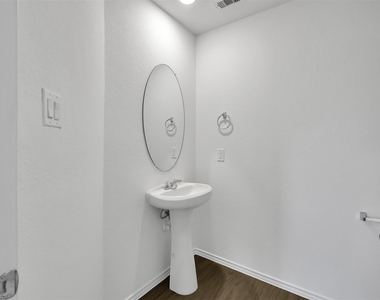 1615 Oleander Greens Drive - Photo Thumbnail 17