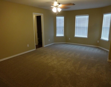 12003 Green Coral Drive - Photo Thumbnail 4