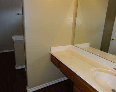 12003 Green Coral Drive - Photo Thumbnail 6