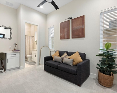 1410 Milby Street - Photo Thumbnail 3
