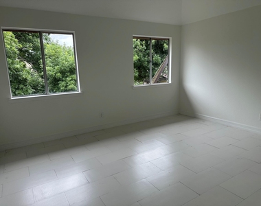 138 Coffee Lane - Photo Thumbnail 6