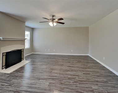 1227 Caraquet Drive - Photo Thumbnail 4