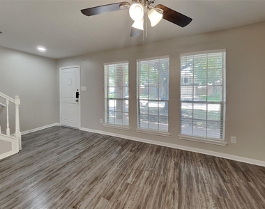1227 Caraquet Drive - Photo Thumbnail 2