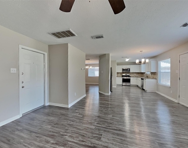 1227 Caraquet Drive - Photo Thumbnail 3