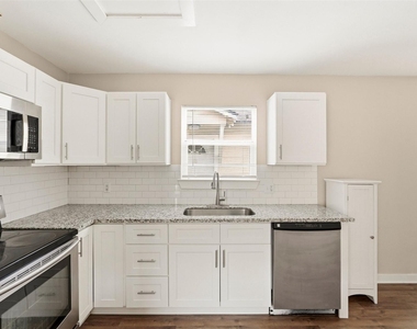 3822 Lila Street - Photo Thumbnail 9
