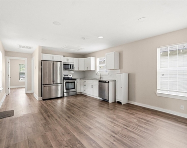 3822 Lila Street - Photo Thumbnail 3