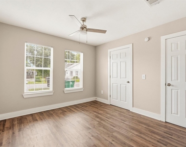 3822 Lila Street - Photo Thumbnail 10