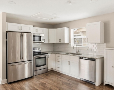 3822 Lila Street - Photo Thumbnail 6