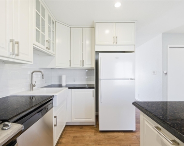 1704 Cherry Orchard Drive - Photo Thumbnail 9