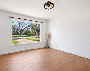 1704 Cherry Orchard Drive - Photo Thumbnail 1