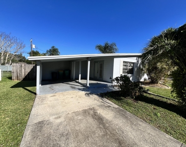 2244 Shelby Drive - Photo Thumbnail 1