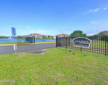 5692 Star Rush Drive - Photo Thumbnail 48