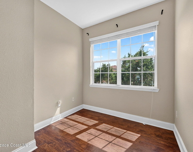 5692 Star Rush Drive - Photo Thumbnail 17