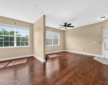 5692 Star Rush Drive - Photo Thumbnail 16