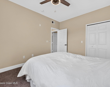 5692 Star Rush Drive - Photo Thumbnail 21