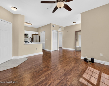 5692 Star Rush Drive - Photo Thumbnail 8
