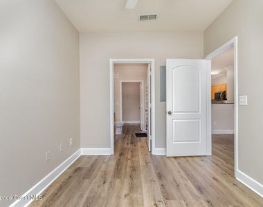 6470 Borasco Drive - Photo Thumbnail 8