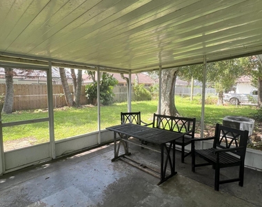 1719 Exeter Drive - Photo Thumbnail 17