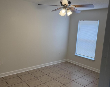 3133 Cauthen Creek Drive - Photo Thumbnail 9