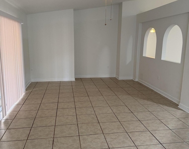 3133 Cauthen Creek Drive - Photo Thumbnail 4