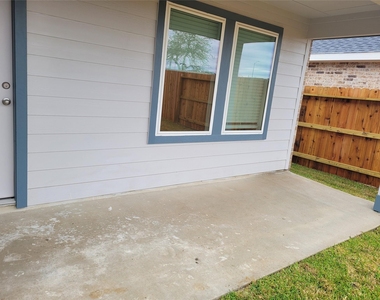 4947 Oakwood Drive - Photo Thumbnail 25
