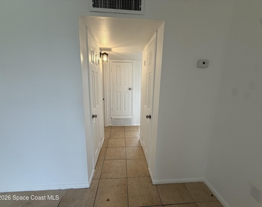 180 Minna Lane - Photo Thumbnail 6