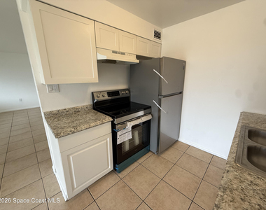 180 Minna Lane - Photo Thumbnail 5