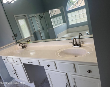 292 Carmel Drive N - Photo Thumbnail 23