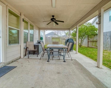 7618 Blossommist Ln - Photo Thumbnail 7