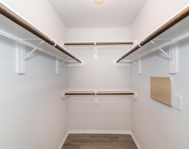 22326 Porter Mountain Drive - Photo Thumbnail 9