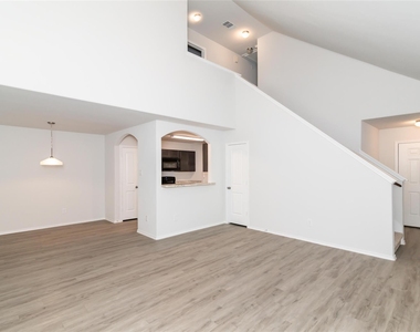 22326 Porter Mountain Drive - Photo Thumbnail 2