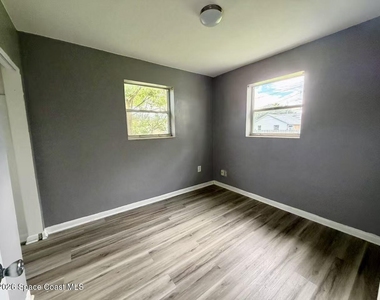 3320 Purdue Street - Photo Thumbnail 6