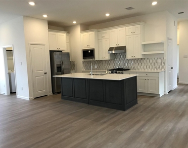 28813 Bobcat Run Drive - Photo Thumbnail 5