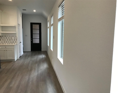 28813 Bobcat Run Drive - Photo Thumbnail 2