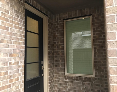 28813 Bobcat Run Drive - Photo Thumbnail 1