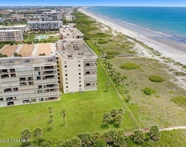 1860 N Atlantic Avenue - Photo Thumbnail 7