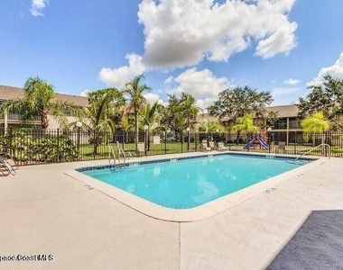 265 Spring Drive - Photo Thumbnail 23