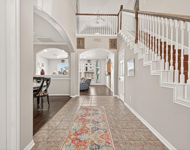 7023 Westford Park Lane - Photo Thumbnail 5