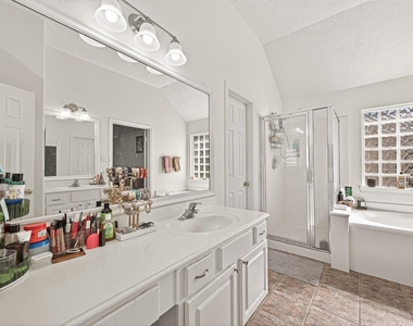 7023 Westford Park Lane - Photo Thumbnail 40