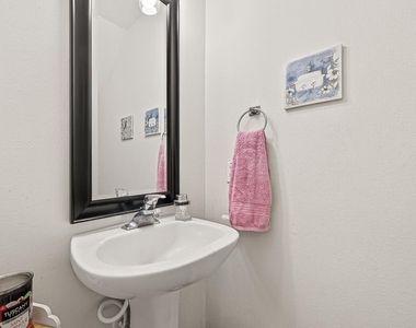 7023 Westford Park Lane - Photo Thumbnail 22